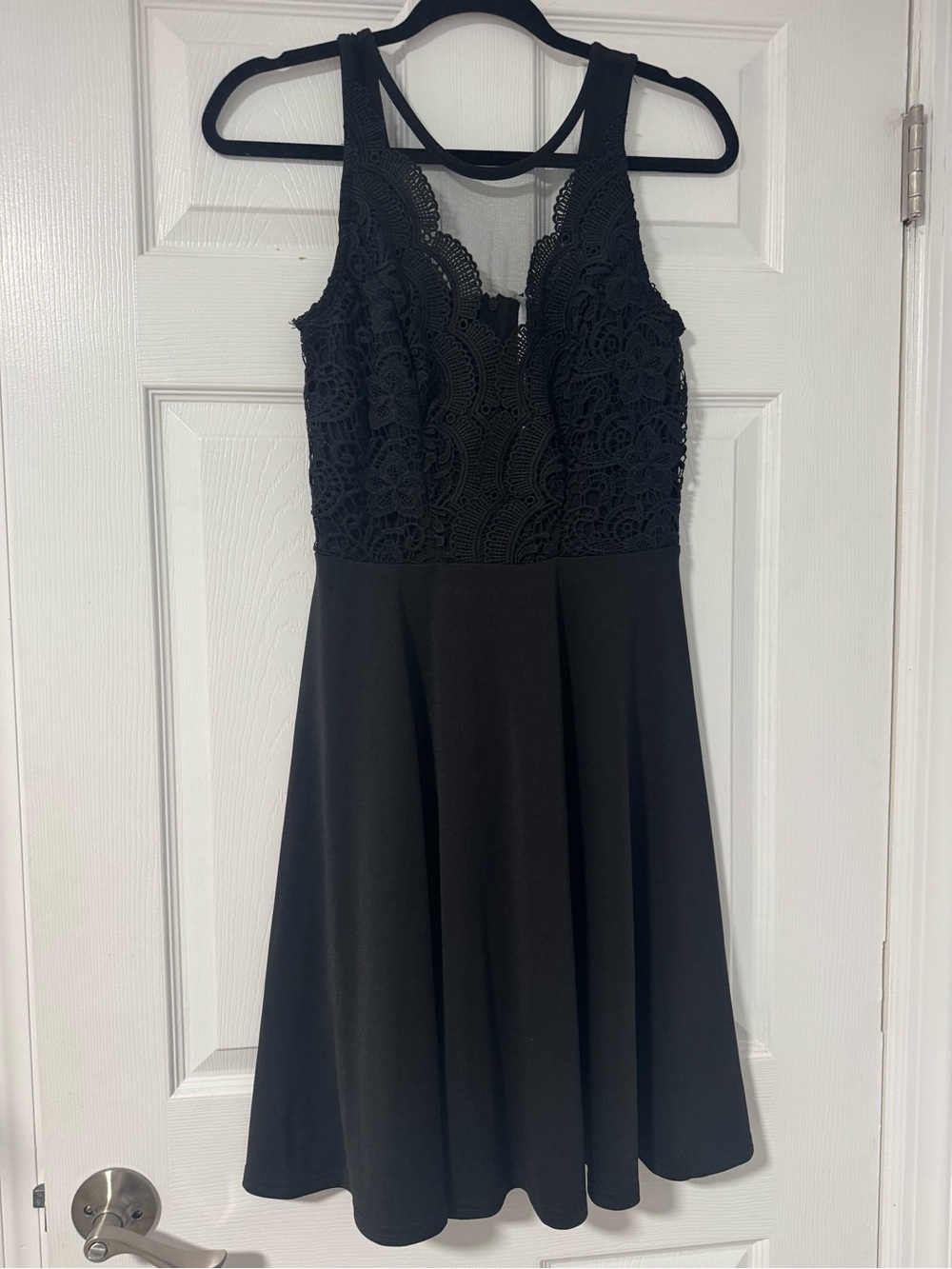 Sleeveless Black Lace Bodice A-Line Dress